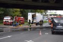 LKW blieb unter Bruecke haengen Koeln Ehrenfeld Innere Kanalstr Hornstr P404